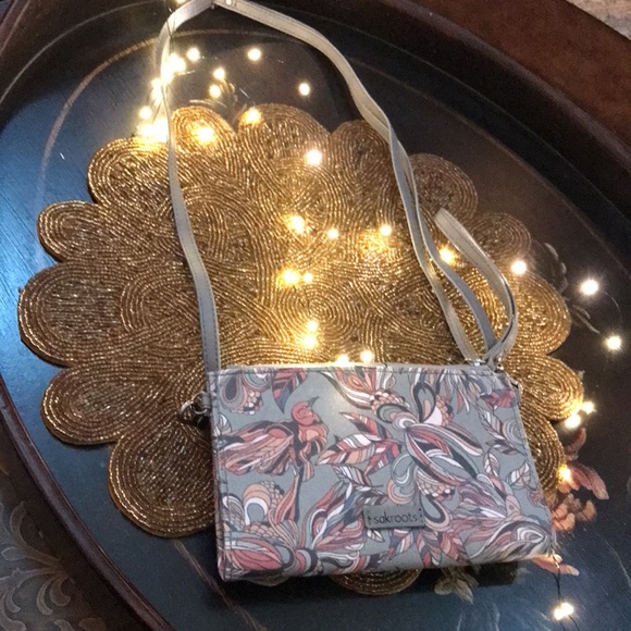 Sakroots Crossbody Purse Shoulder Bag - Picture 8 of 9